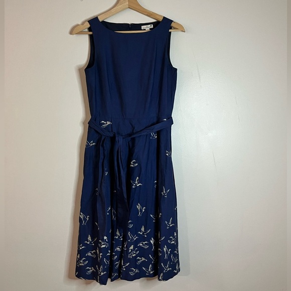 L.L. Bean Signature Blue Sleeveless Fit & Flare Midi Dress w/ Bird Print Size 0 - Picture 7 of 16